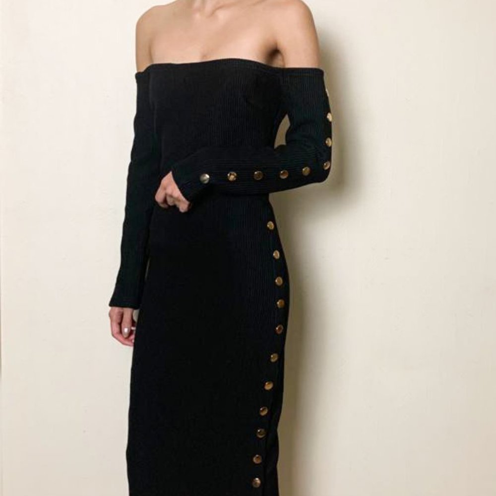 Off the Shoulder Black Knit Adjustable Snap-button Dress